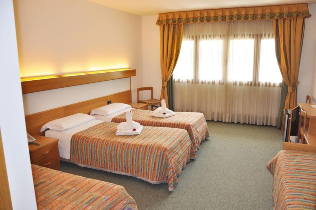 Liberty Hotel ترينتينو ألتو أديجي المظهر الخارجي الصورة