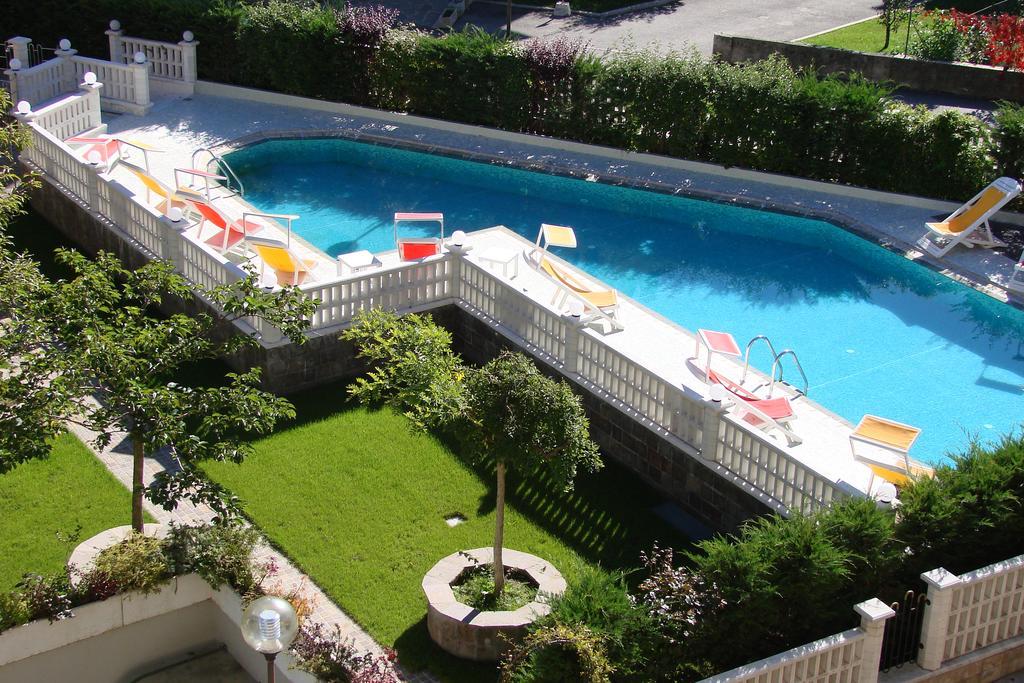Liberty Hotel ترينتينو ألتو أديجي المظهر الخارجي الصورة